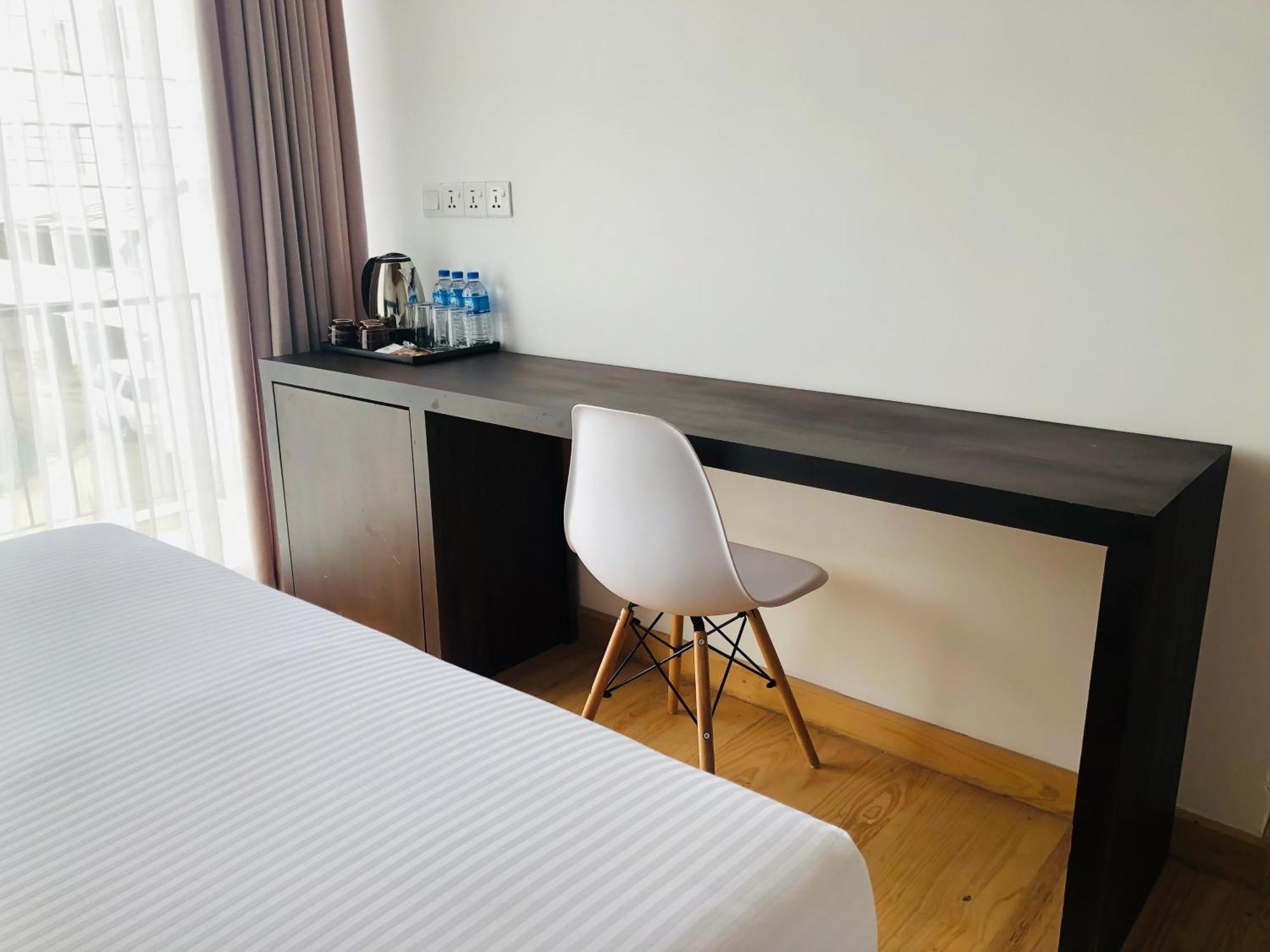 Hotel R21 Nuwara Eliya Extérieur photo
